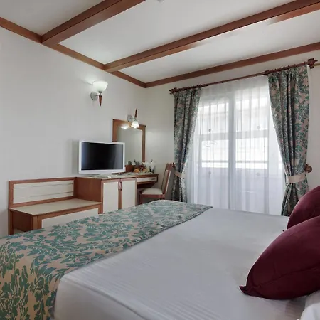 Alaiye Kleopatra Szálloda 4*