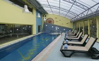 阿雷耶克娄巴特拉公寓酒店 酒店 4*