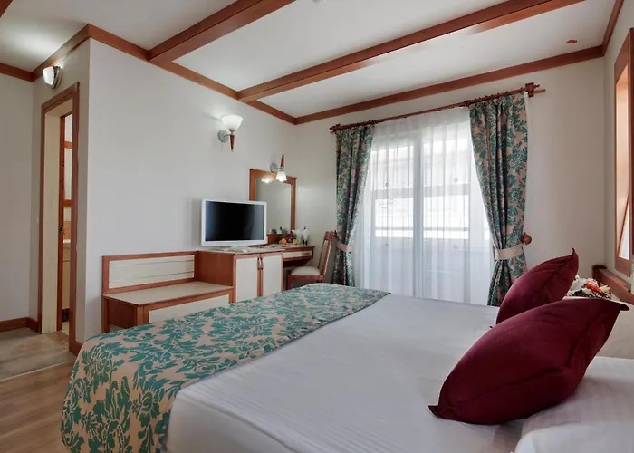 Alaiye Kleopatra Hotel 4*