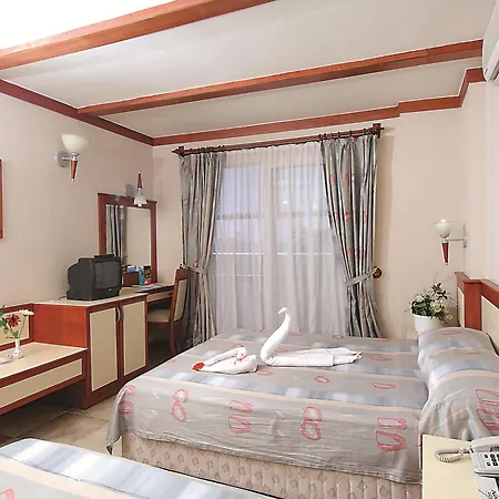 Alaiye Kleopatra Hotell 4*